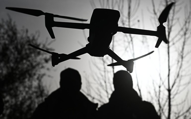 Enxames de drones e tecnologias modernas: jornal suíço destaca êxitos dos russos no front