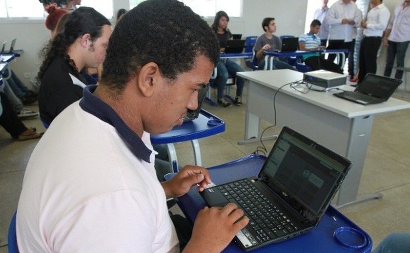 Escola Marcos Antônio atrai alunos de unidades particulares e do interior