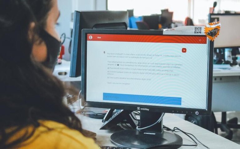 Atendimento com a assistente virtual Nise funcionará no período carnavalesco