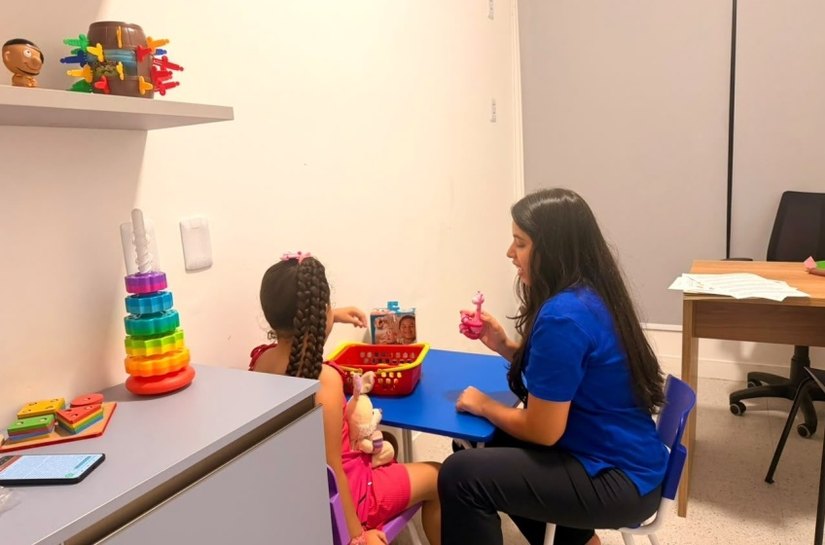 Casa do Autista adota método multidimensional para estimular desenvolvimento da fala das crianças