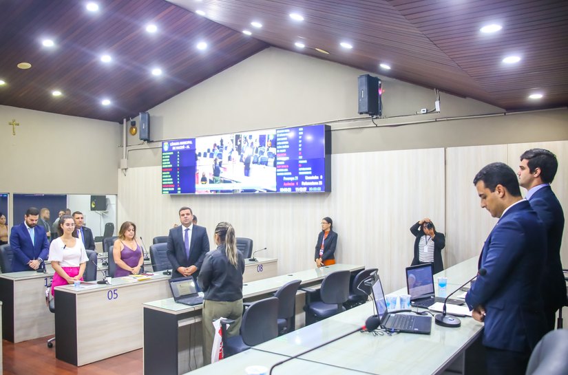 Câmara de Maceió aprova moção de pesar pelo falecimento do narrador Arivaldo Maia