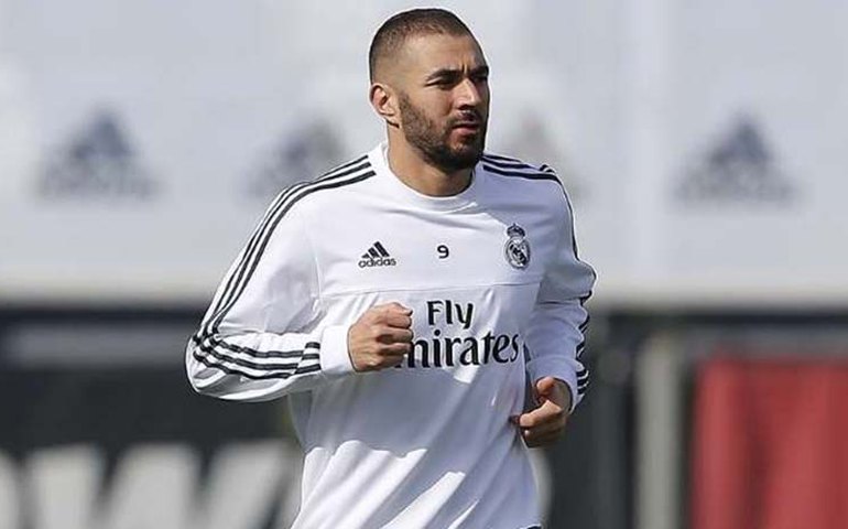 Bola de Ouro, Benzema tem dois gols anulados, mas marca e Real supera o lanterna