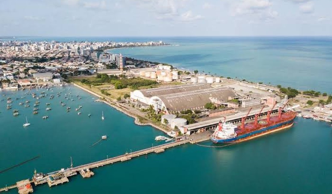 João de Santo Cristo X Ácido sulfúrico no Porto de Maceió