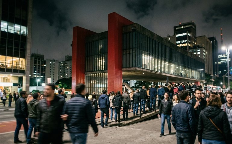 Virada Cultural na Paulista terá Masp aberto na madrugada e museus com horário ampliado; veja