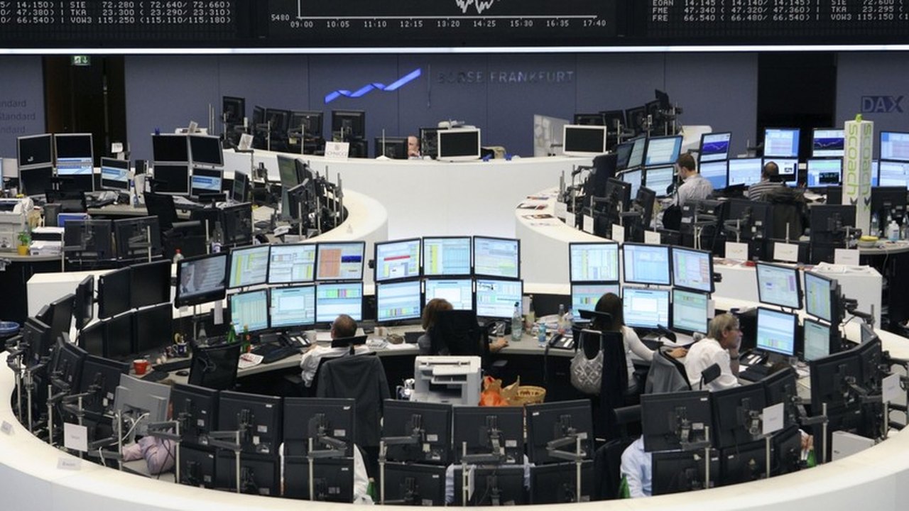 Bolsas da Europa fecham sem sinal único, com indicador CPI dos EUA no radar