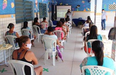 Coruripe reuniu pais e responsáveis de alunos para firmar pacto pela Educação no retorno às aulas