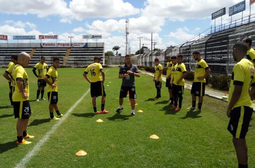 Após classificação, ASA volta aos treinos na tarde desta terça no Fumeirão