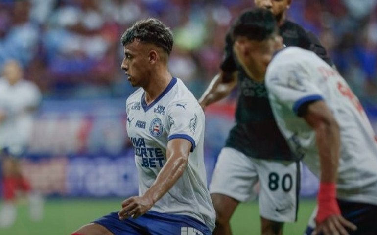Corinthians usa reservas após título estadual e arranca empate com o Bahia em Salvador