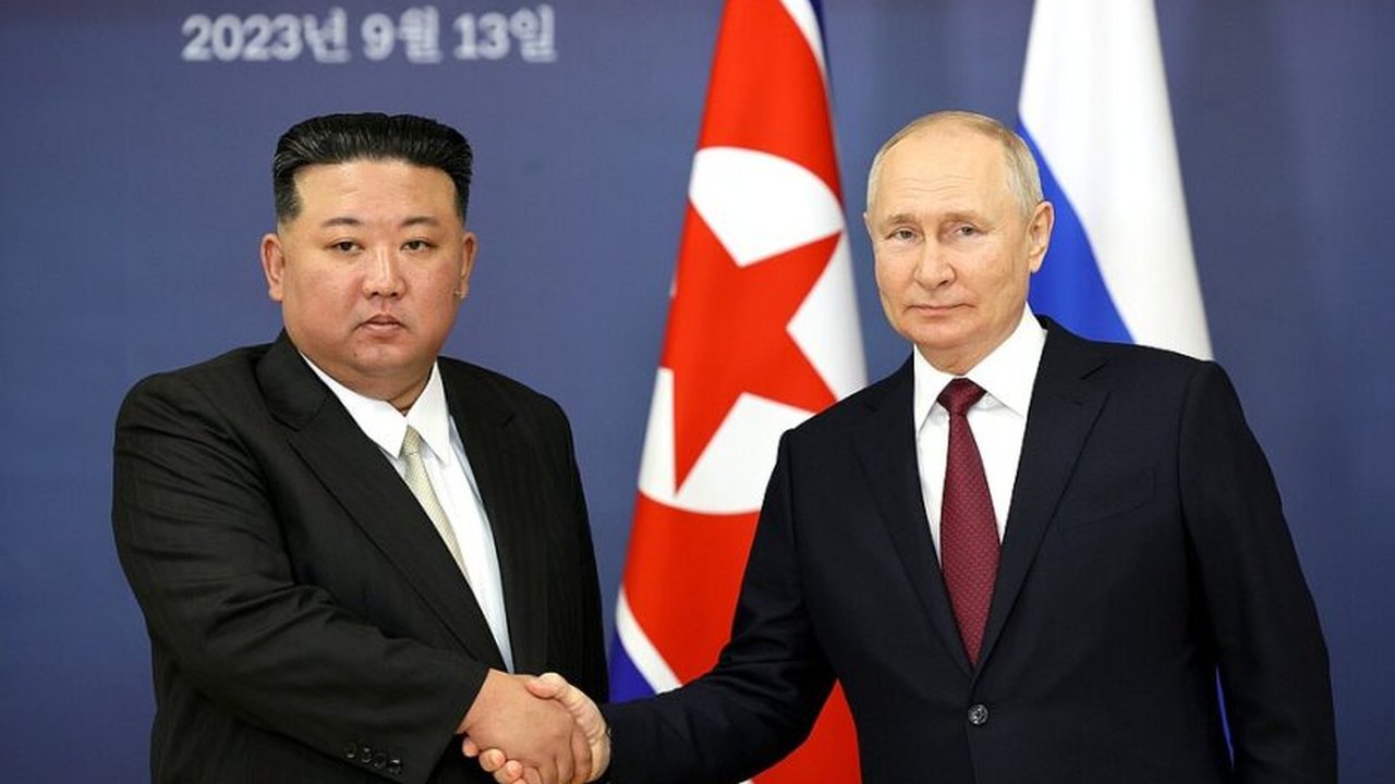 Kim Jong Un cita 'camaradas de armas' enquanto relatos sugerem ida de Putin à Coreia do Norte