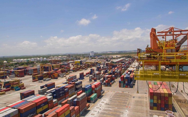 Capital Economics: Com escalada tarifária, exportações da China para os EUA devem colapsar