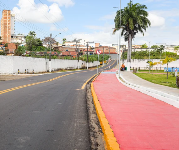 Governo de Alagoas inaugura obras de pavimentação em Palmeira dos Índios