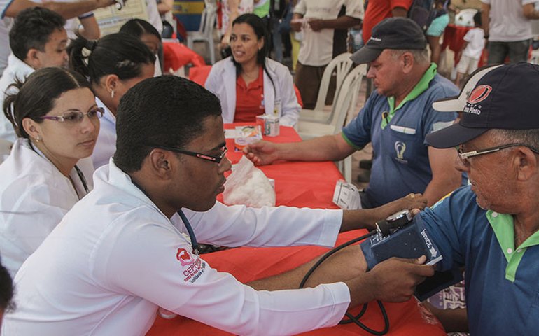 Bosque das Arapiracas é tomado por ações de saúde