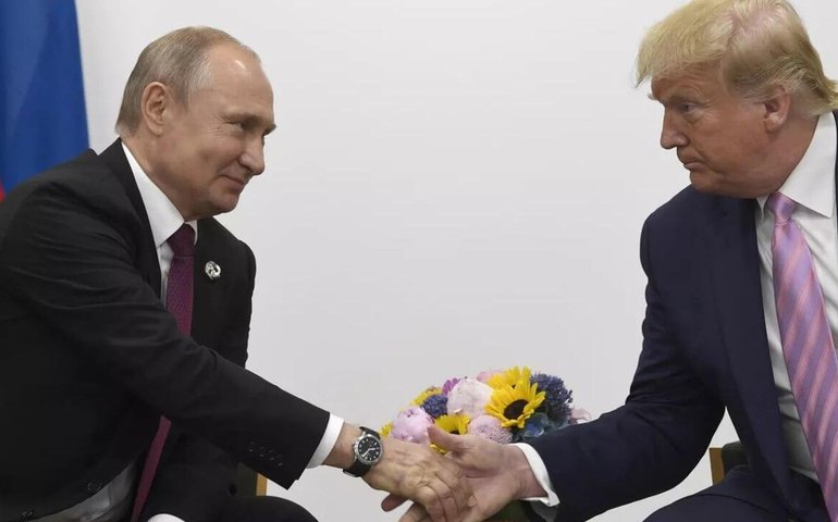 Putin e Trump podem 'reconfigurar a ordem mundial' no Alasca, diz analista
