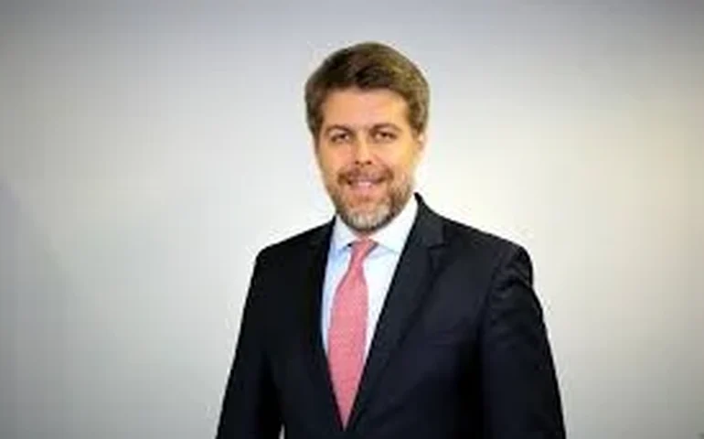 Mudanças no governo: confirmada troca na presidência da Cedae