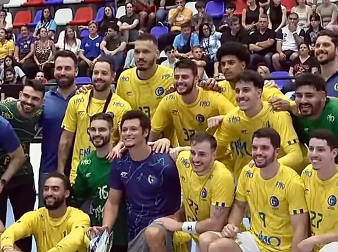 Brasil derrota Argentina e é campeão do Torneio Quatro Nações