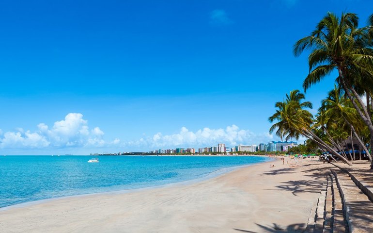 Para conter covid-19, Baixada Santista fechará praias na virada do ano