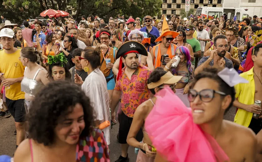 Da tradição à despedida: blocos tradicionais perdem espaço para megablocos