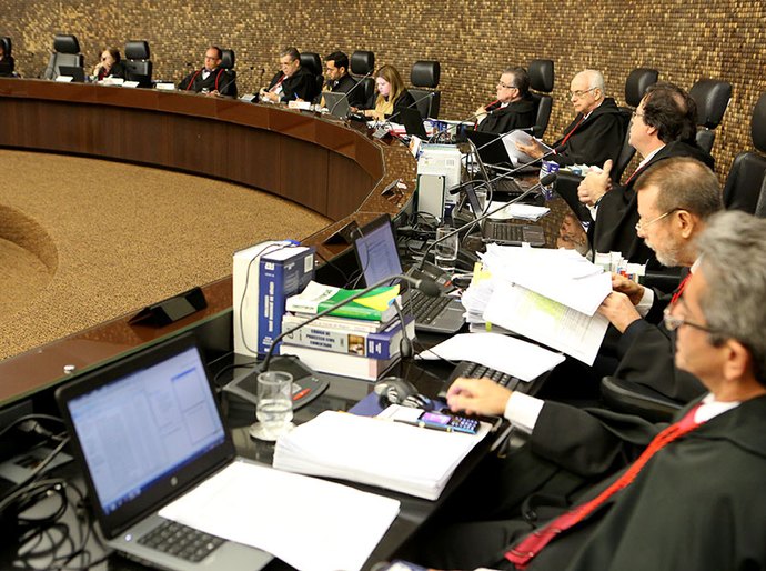 Ação por lesão corporal contra Dudu Hollanda volta ao Pleno do TJ