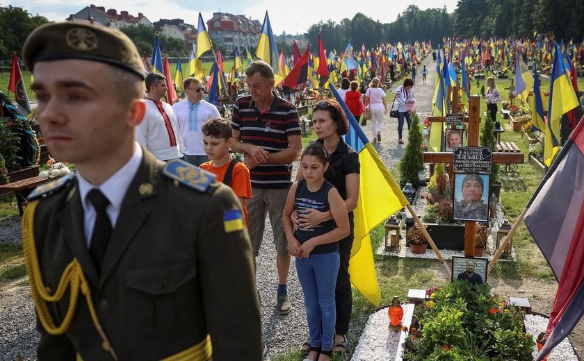 Dia da Independência: Zelenskiy reúne ucranianos 18 meses após invasão