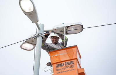 Ilumina atendeu mais de 2 mil ocorrências na iluminação pública em outubro