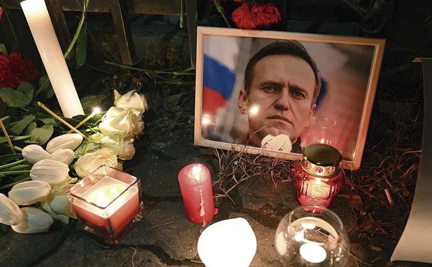 Mãe de Navalny recebeu o corpo do dissidente russo morto na prisão, afirma equipe do ativista