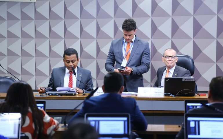 Mudanças no Bolsa Família serão votadas amanhã na comissão mista