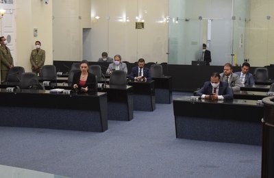 Aprovado em 1º turno projeto de extinção da CARHP, do Serveal e do Lifal