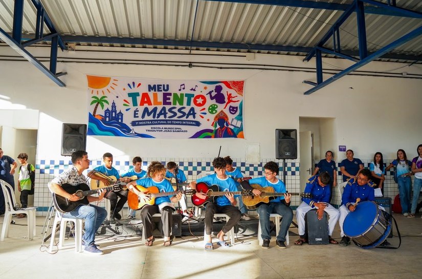 'Meu Talento é Massa' reúne apresentações artísticas de estudantes do ensino integral