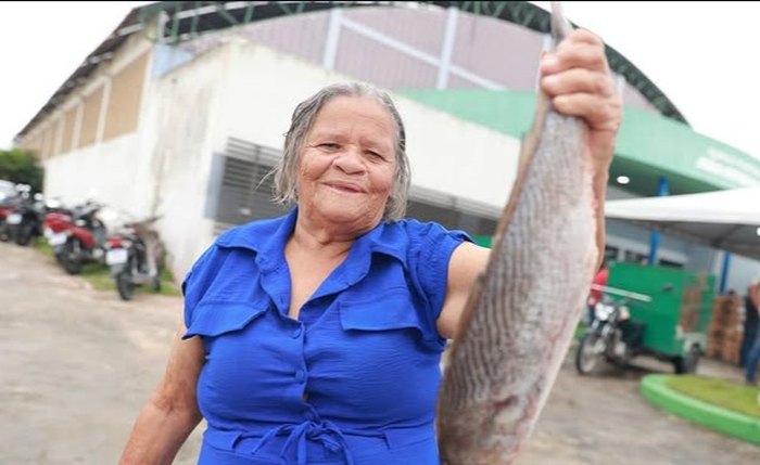 Prefeitura realizou a distribuição de 60 toneladas de pescados