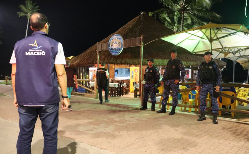 Bares e restaurantes da orla marítima são notificados em Maceió