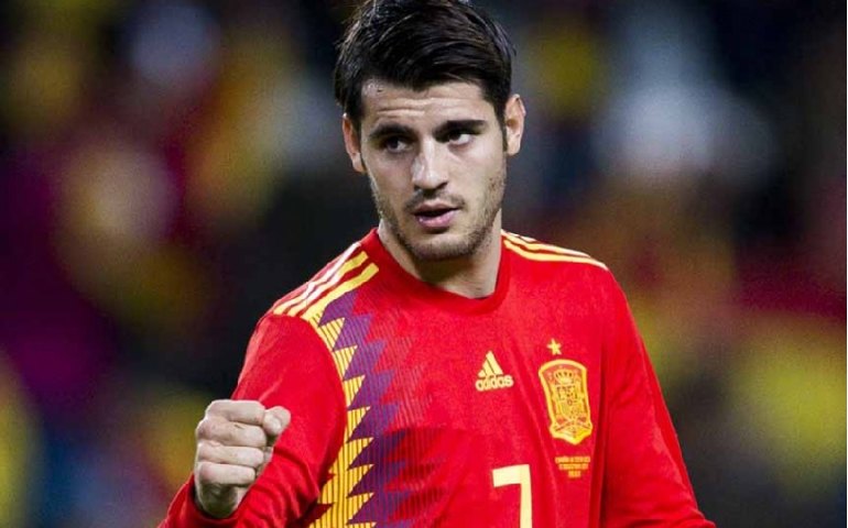 Morata defende que racistas sejam banidos para sempre de estádios na Espanha