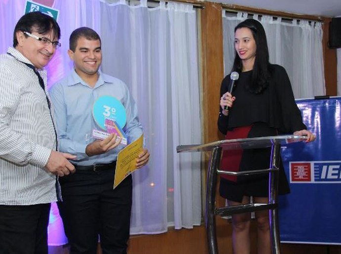 Estagiário da Eletrobras recebe Prêmio IEL