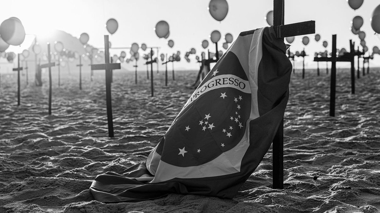 Exposição no Rio revisita pandemia de covid-19 e propõe reflexão sobre o futuro