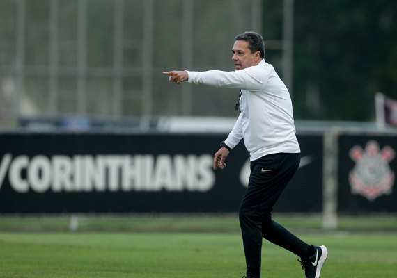 Autor de gol da virada no jogo de ida, Wesley promete Corinthians ofensivo na Argentina
