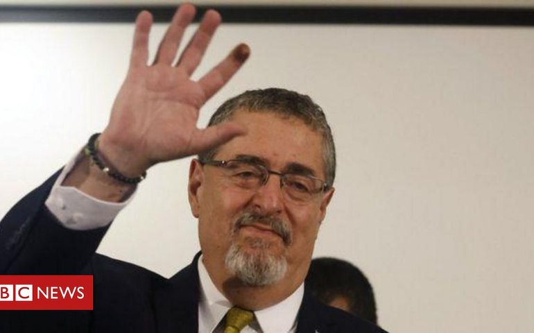 Presidente da Guatemala abre caminho para líderes indígenas disputarem eleições departamentais