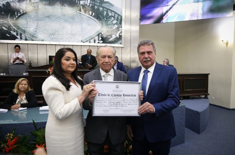 Empresário Luiz Pereira recebe título de Cidadão Honorário de Alagoas
