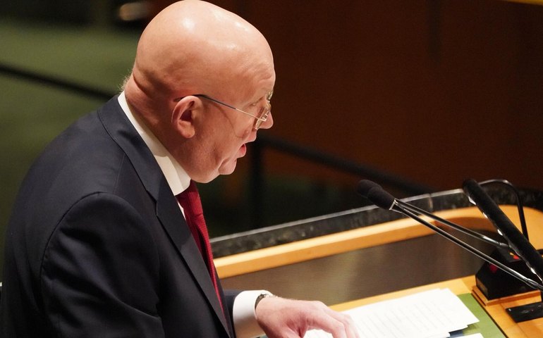 Russofóbicos criam pretextos para apoiar Zelensky, afirma representante russo na ONU