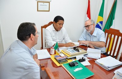 Prefeitura vai realizar recadastramento de todos os servidores públicos, em Palmeira