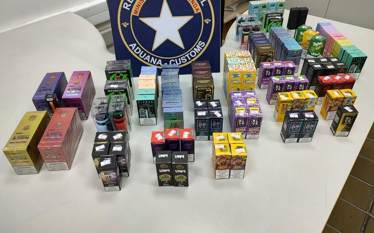 Receita Federal apreende cigarros eletrônicos em Maceió