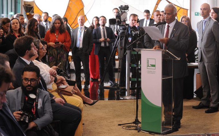 Comissão de Administração e Serviço Público entrega prêmio de excelência em gestão