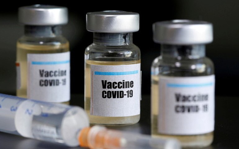 Produção da vacina de Oxford no Brasil custará R$ 1,8 bi por acordo e estrutura