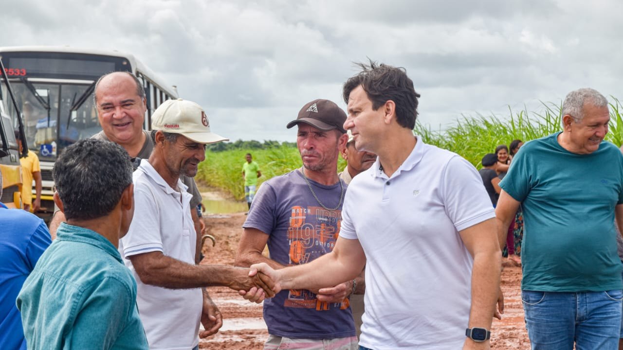 Projeto Maná 2023: Prefeito Marcelo Beltrão participa da entrega dos últimos lotes aos beneficiários