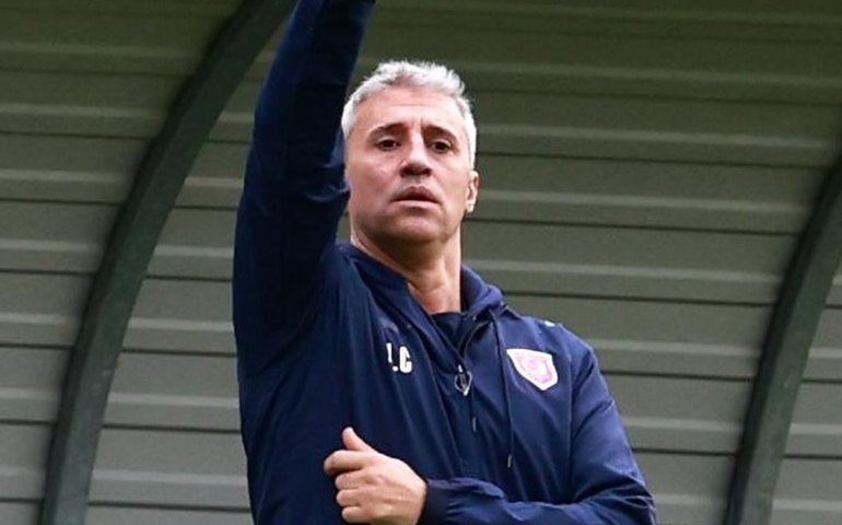 Hernán Crespo é anunciado como novo técnico do Al Ain, dos Emirados Árabes