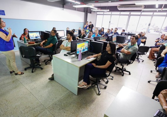 Sesau treina técnicos municipais sobre vigilância da qualidade da água para consumo humano