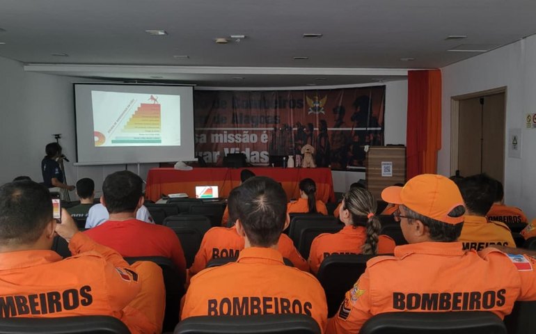 CBMAL e Ufal iniciam curso de atendimento pré-hospitalar para cães e gatos