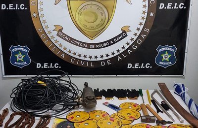 Polícia Civil apresenta material apreendido e relata ação criminosa praticada por mato-grossenses