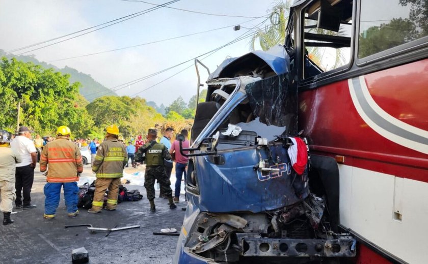 Acidente de ônibus em Honduras deixa 17 mortos