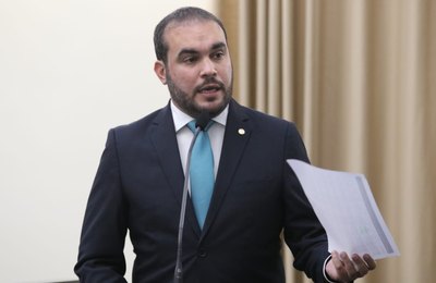 Davi Maia apresenta projeto de lei para alterar a lei dos concursos em Alagoas