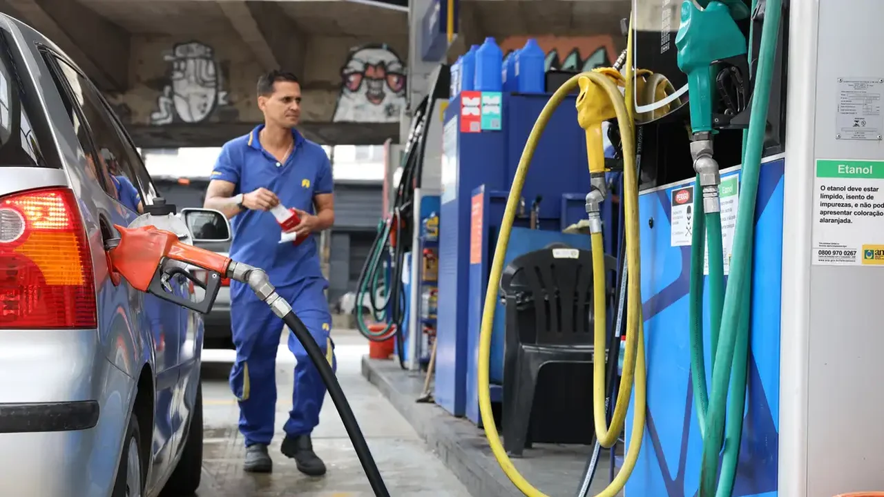Governo abre crédito de R$ 550 milhões para subsidiar diesel