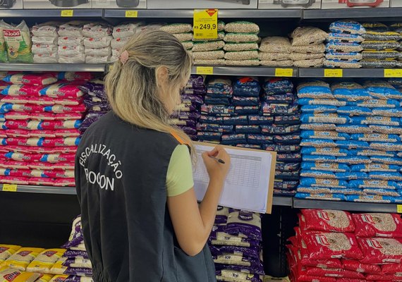 Procon Maceió revela diferenças nos preços de itens essenciais